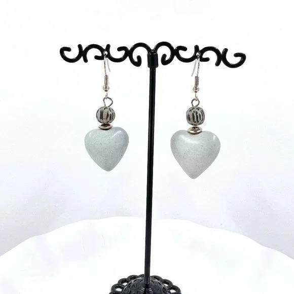 NWOT - BOHO Vibes Pale Green Bubble Heart Gold Tone Fishhook Earrings - Picture 2 of 5